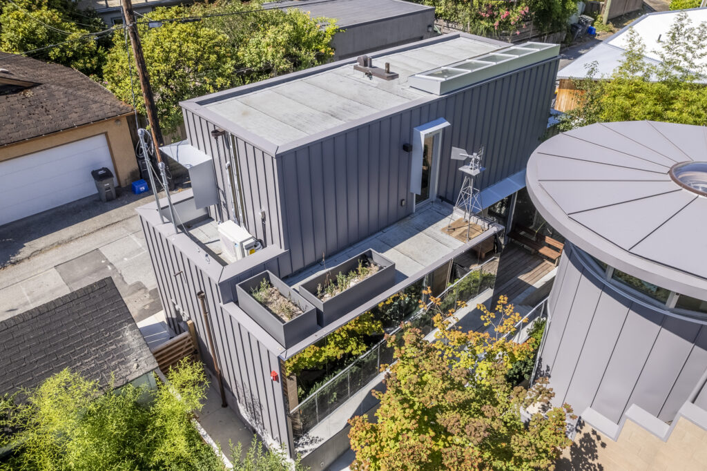 Laneway House in Vancouver | By Abstract Homes - Custom Home Builder and Renovation Company in Vancouver