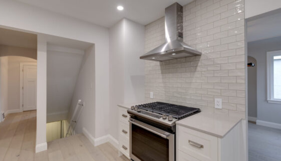 Elevate Your Cooking Experience with Abstract Homes: Kitchen Renovation in Vancouver