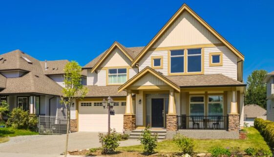 Expert Custom Home Builder in BC